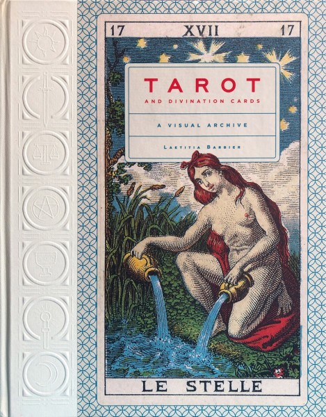 Фото Tarot and Divination Cards: A Visua