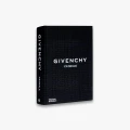 Фото Givenchy Catwalk: The Complete Collections 2
