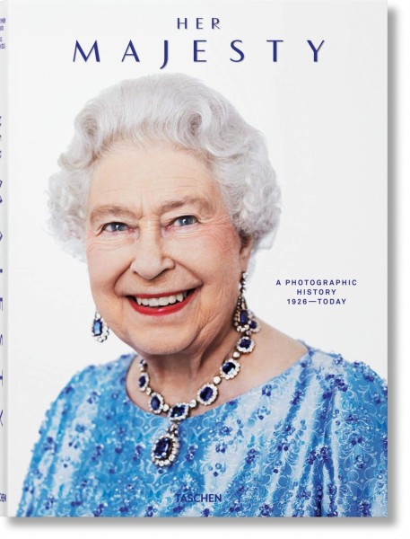 Фото Her Majesty. A Photographic History 1926-2022