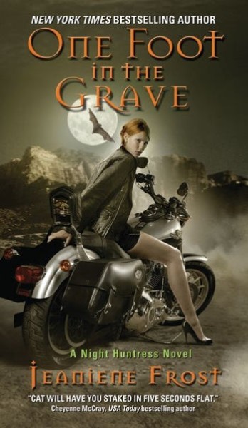 Фото Night Huntress Book 2. One Foot in the Grave