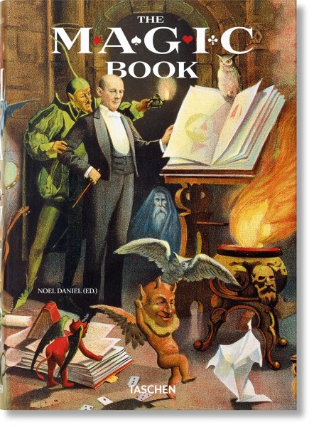 Фото The Magic Book