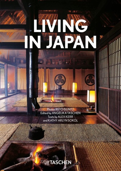 Фото Living in Japan. 40th Edition