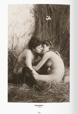 1000 Nudes. A History of Erotic Photography from 1839-1939