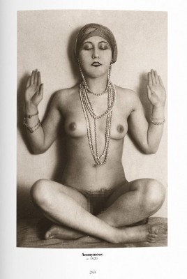 1000 Nudes. A History of Erotic Photography from 1839-1939