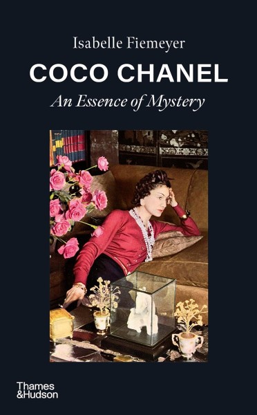Фото Coco Chanel. An Essence of Mystery