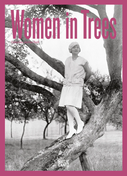 Фото Women in Trees