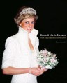 Фото Diana: A Life in Dresses. From Debutante to Style Icon 2