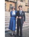 Фото Diana: A Life in Dresses. From Debutante to Style Icon 12